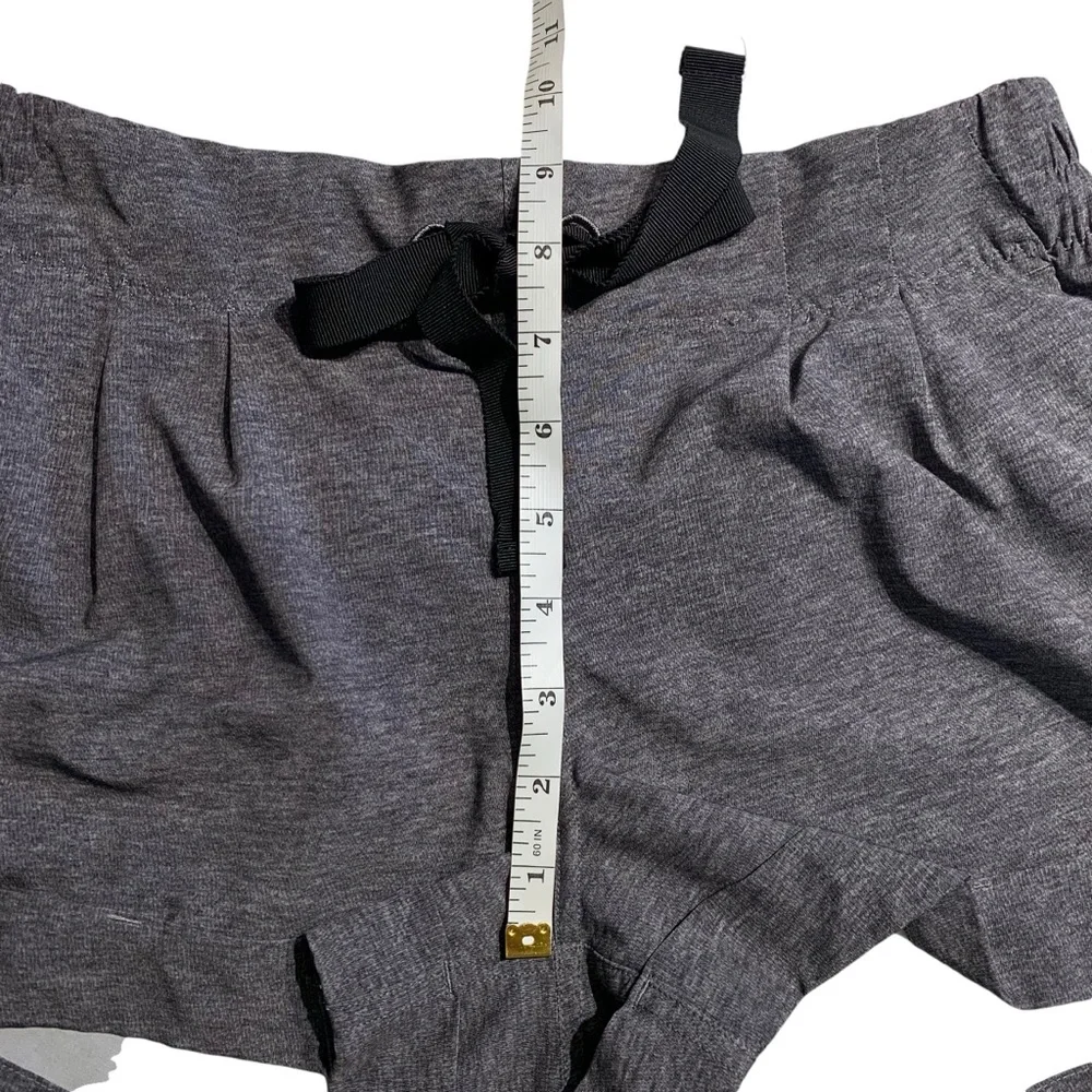 LULULEMON | Spring Break‎ Away Short II - Heathered Texture Printed Grey - Sz 6